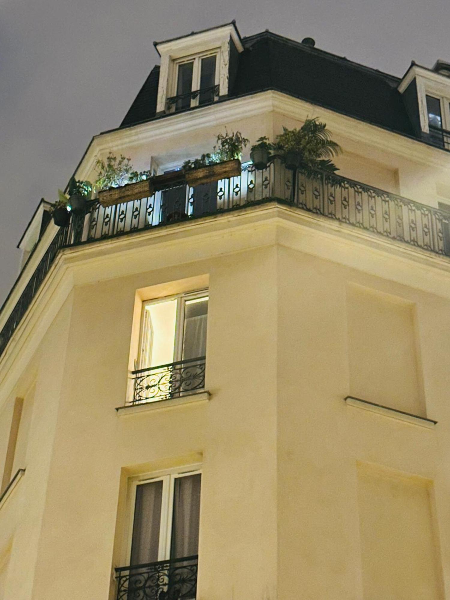 Appartement Vue Montmartre & Balcon